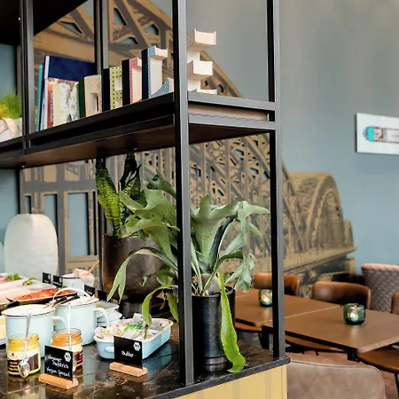 One Köln-waidmarkt Hotell 3*