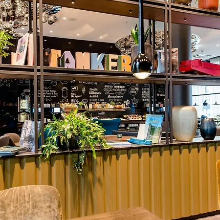 Hotel One Koeln-altstadt 3*