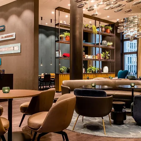 Motel One Koeln-Altstadt