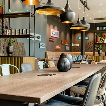 Motel One Koeln-Altstadt 3* Cologne