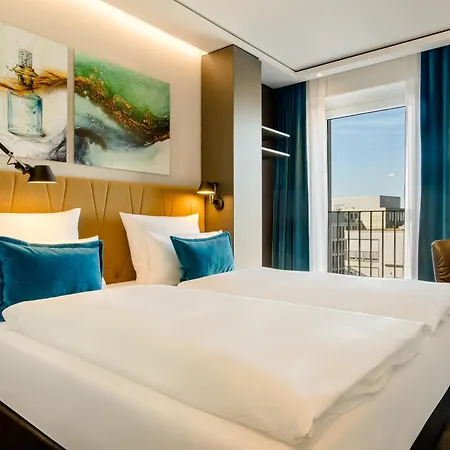 Motel One Koeln-Altstadt Hotel Cologne