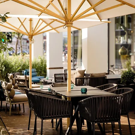 מלון One Koeln-altstadt 3*